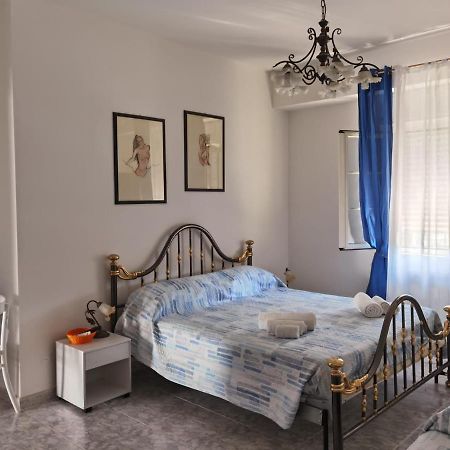 スカレア Rosy House Bed & Breakfast エクステリア 写真