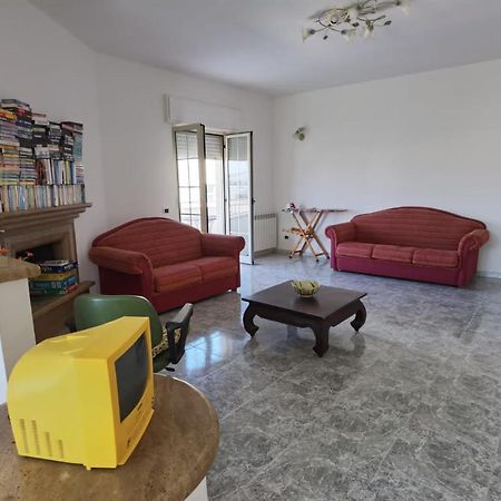 スカレア Rosy House Bed & Breakfast エクステリア 写真
