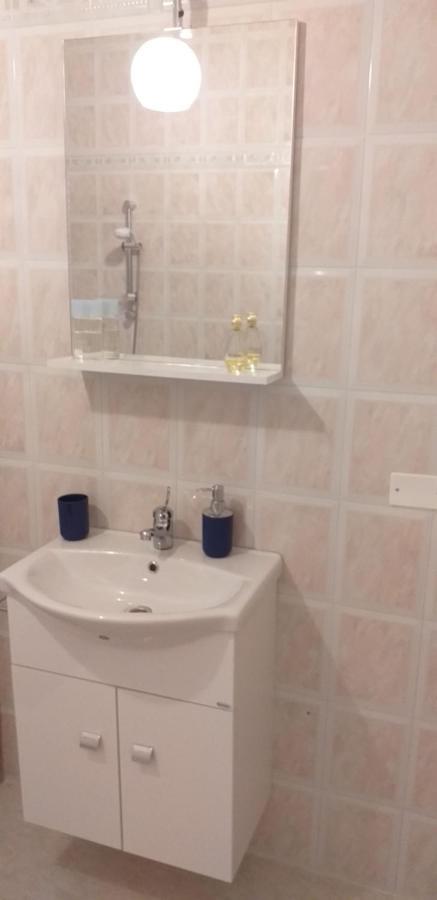 スカレア Rosy House Bed & Breakfast エクステリア 写真