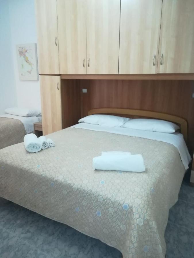 スカレア Rosy House Bed & Breakfast エクステリア 写真